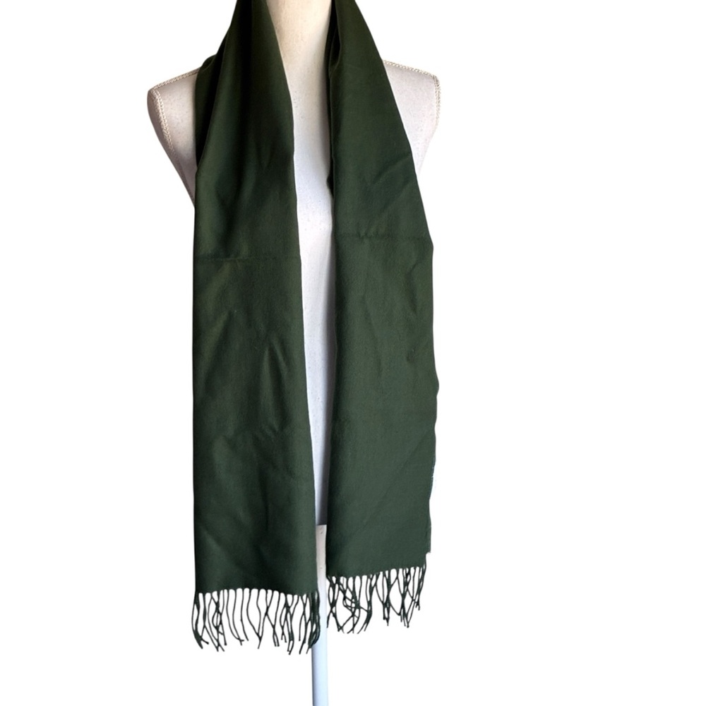 100% Cashmere Scarf Made in Scotland Green Fringe Luxury Unisex Winter Scarf - Picture 8 of 11